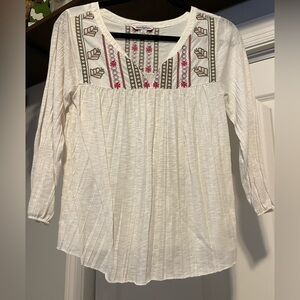 American Eagle. Size small peasant style 3/4 sleeve top